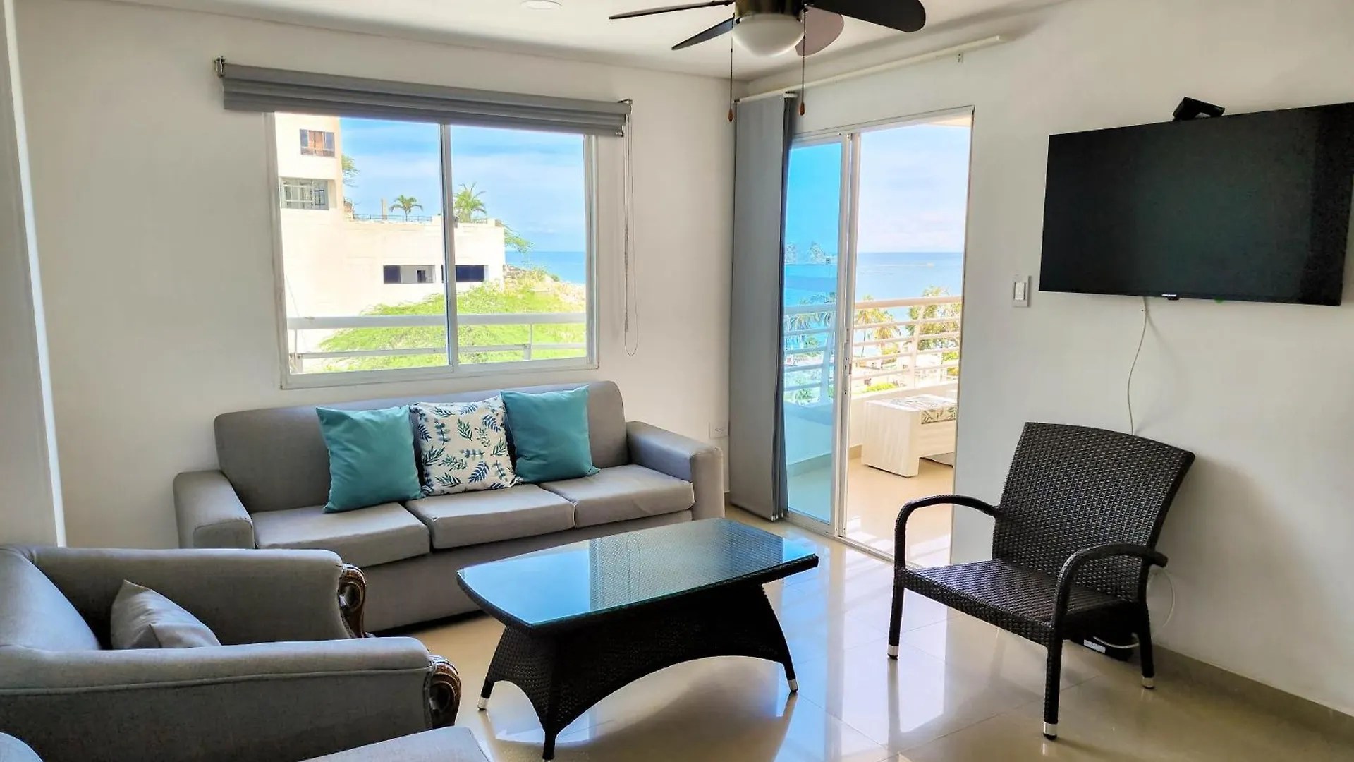 Apartamentos Con Vista Al Mar Brisa Marina Rodadero - By Bedviajes Santa Marta