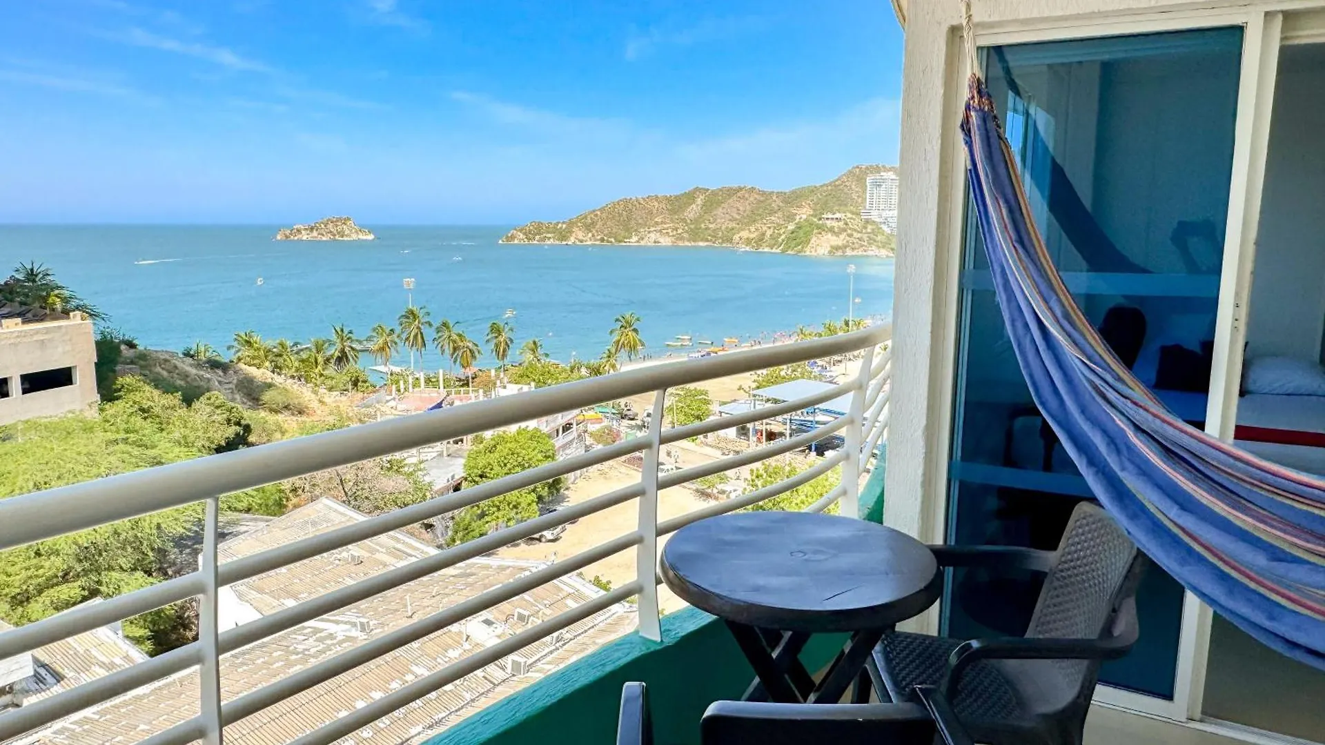 Apartamentos Con Vista Al Mar Brisa Marina Rodadero - By Bedviajes Santa Marta  Santa Marta (Magdalena)
